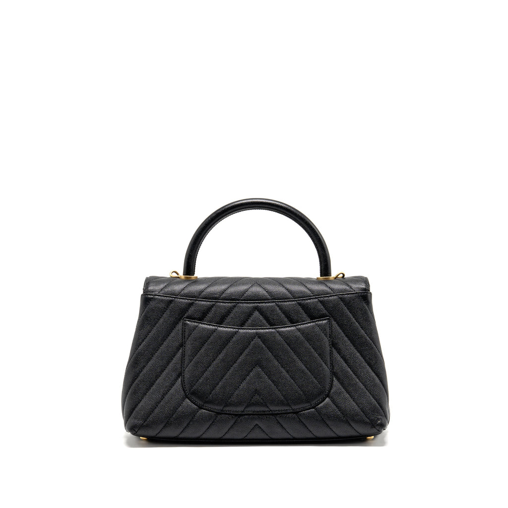 chanel-medium-chevron-coco-handle-caviar-black-ghw