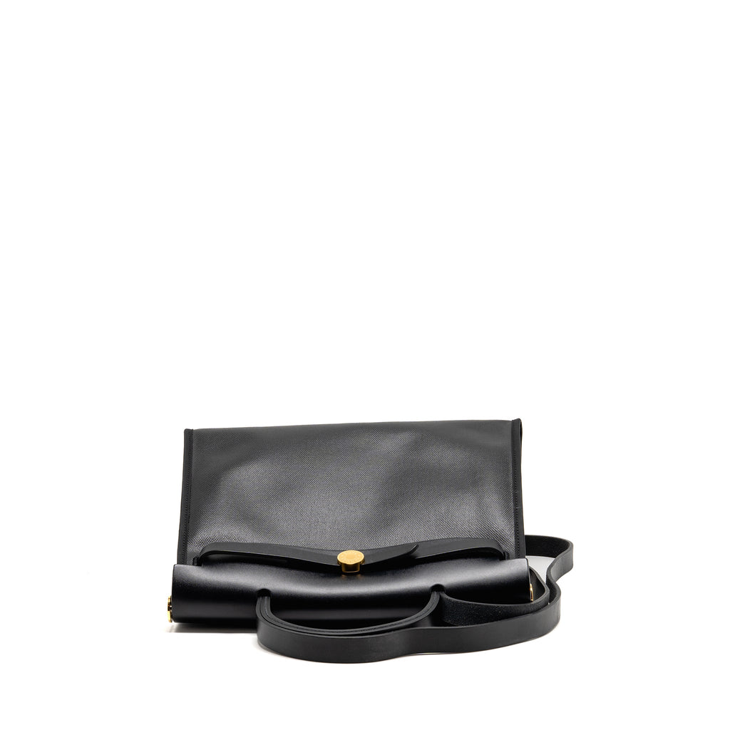 hermes-herbag-31-zip-bag-berline-canvas-hunter-leather-black-ecru-black-ghw-stamp-b