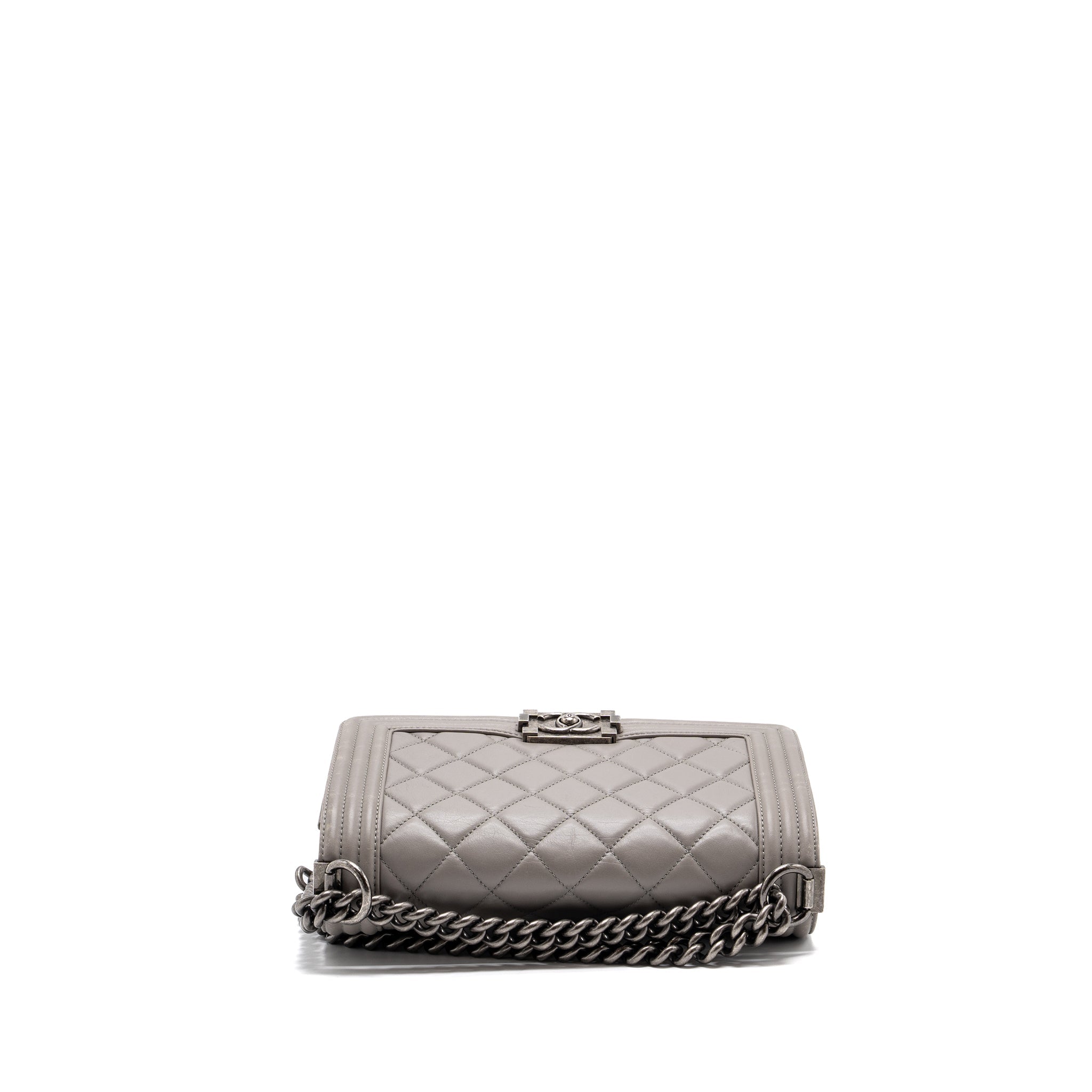 chanel-medium-boy-bag-calfskin-blue-ghw