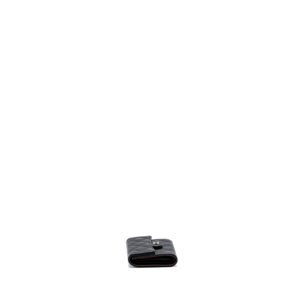 chanel-classic-compact-wallet-caviar-black-shw