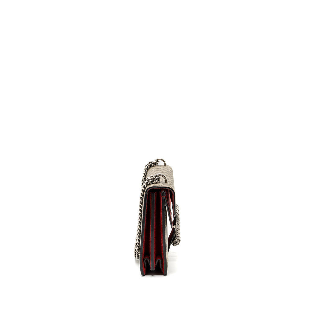 gucci-small-dionysus-gg-shoulder-bag-gg-supreme-canvas-red-shw