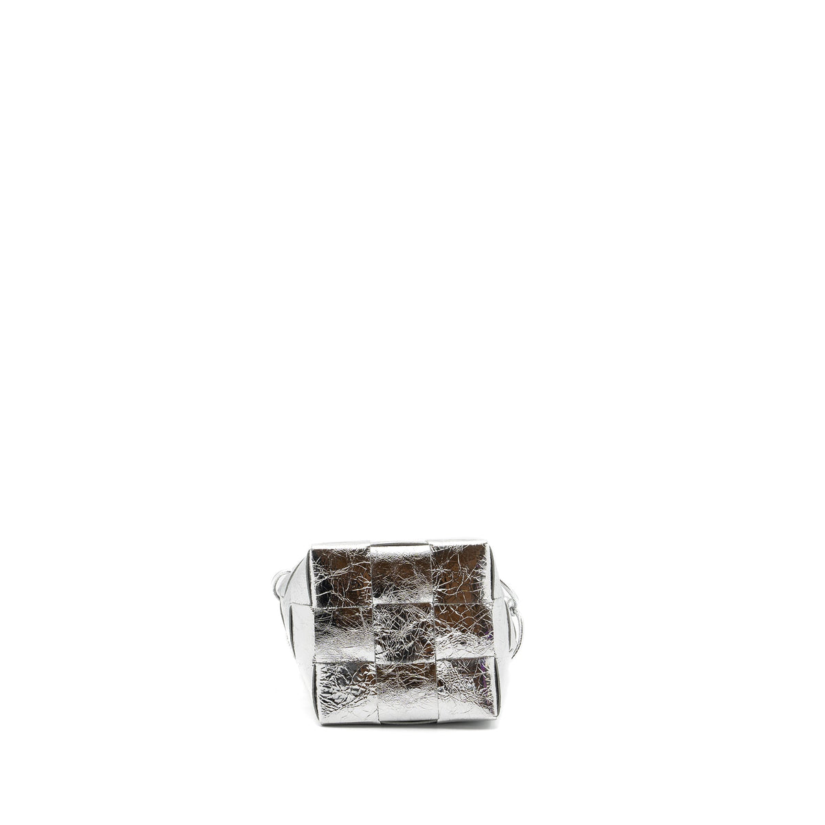 bottega-veneta-small-cassette-cross-body-bucket-calfskin-silver-shw