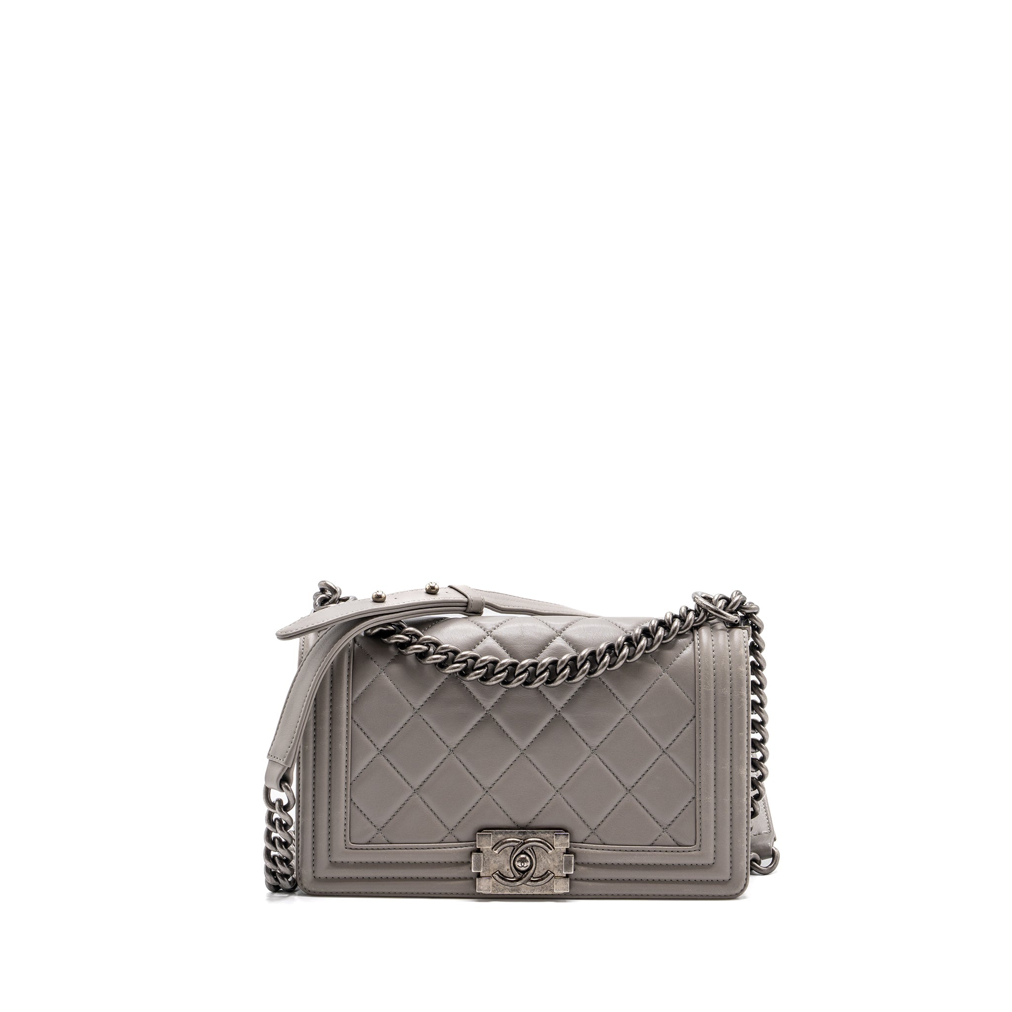 chanel-medium-boy-bag-calfskin-blue-ghw