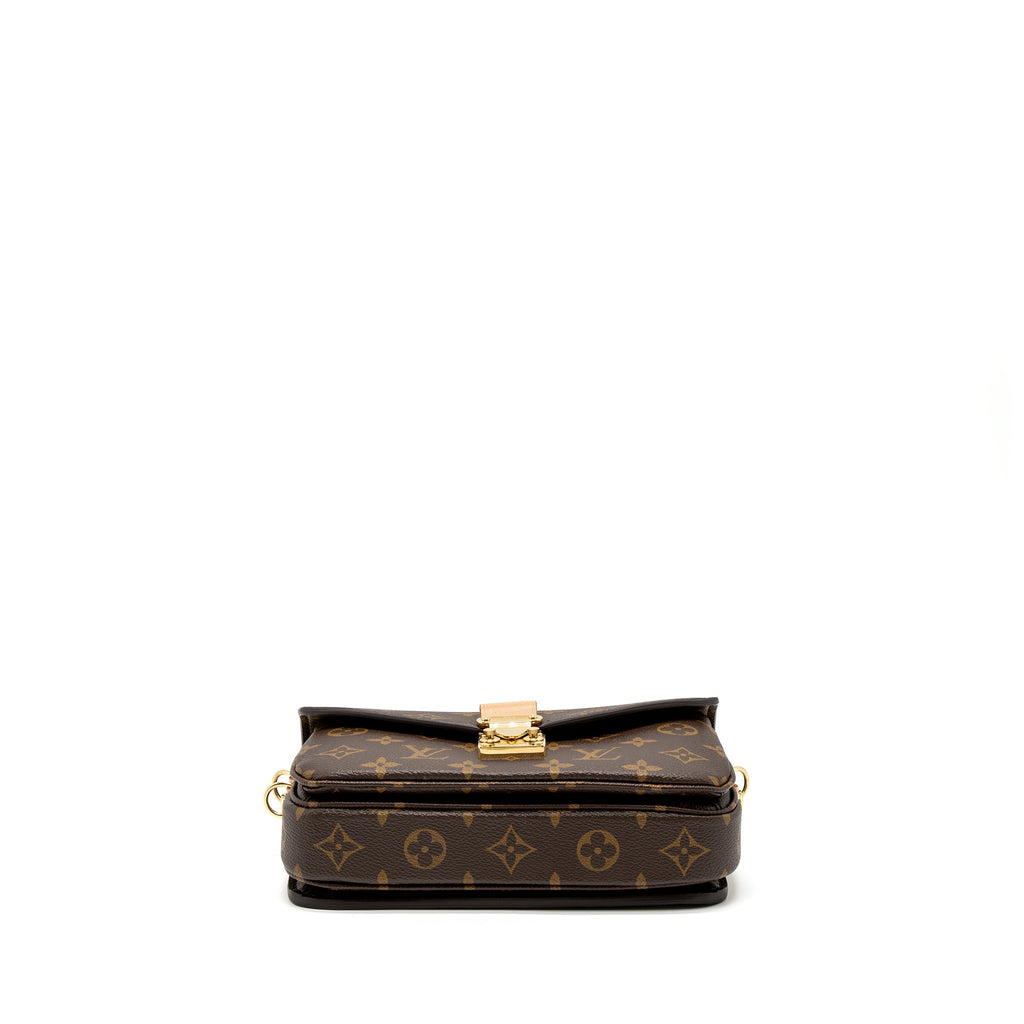 louis-vuitton-pochette-metis-east-west-monogram-canvas-ghw-new-version