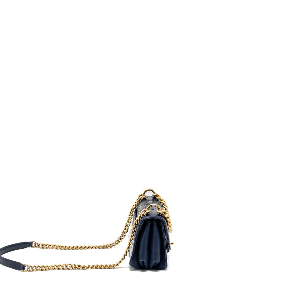 chanel-quilted-flap-bag-with-chain-handle-calfskin-dark-blue-ghw