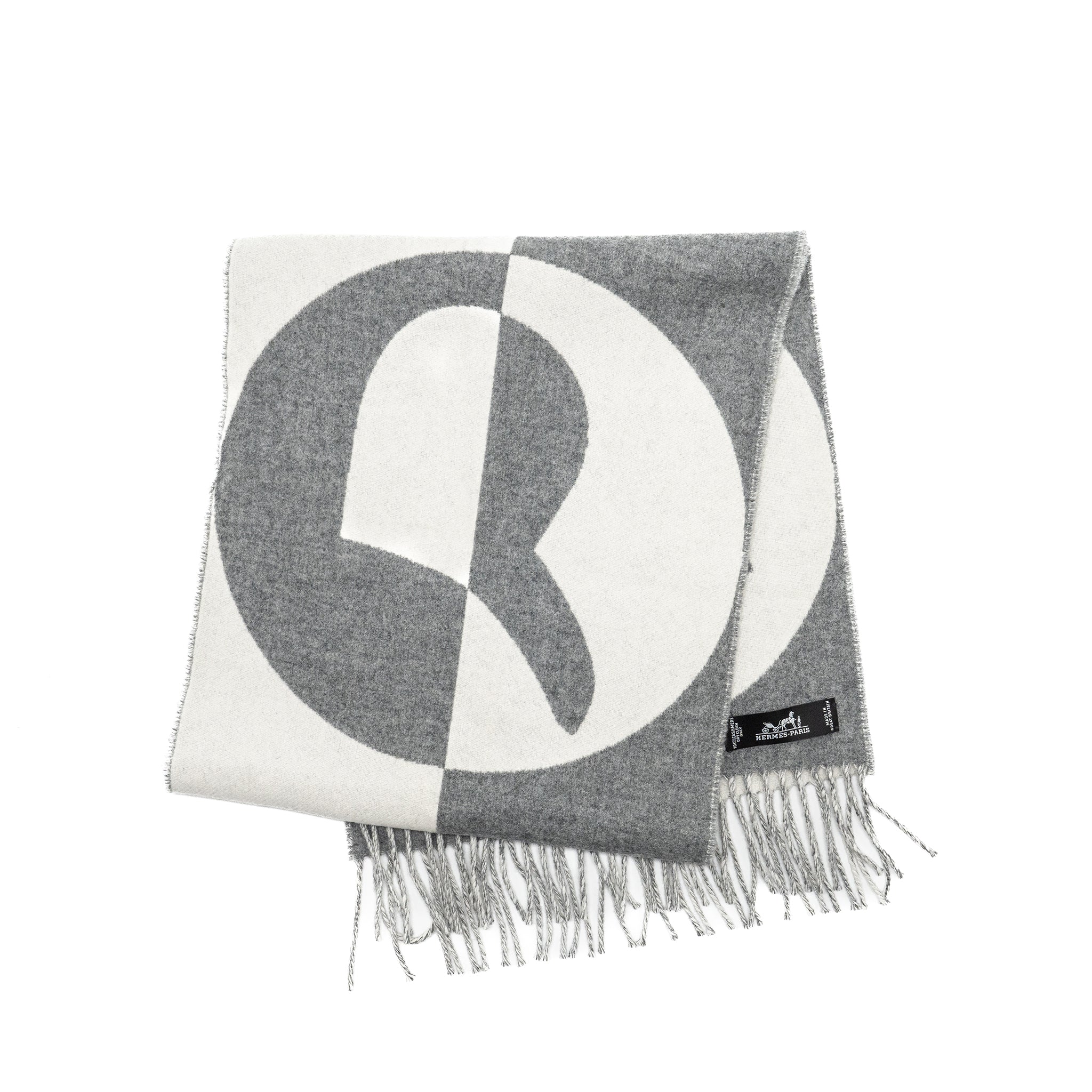 hermes-casaque-charms-muffler-cashmere-gris-clair-ivory