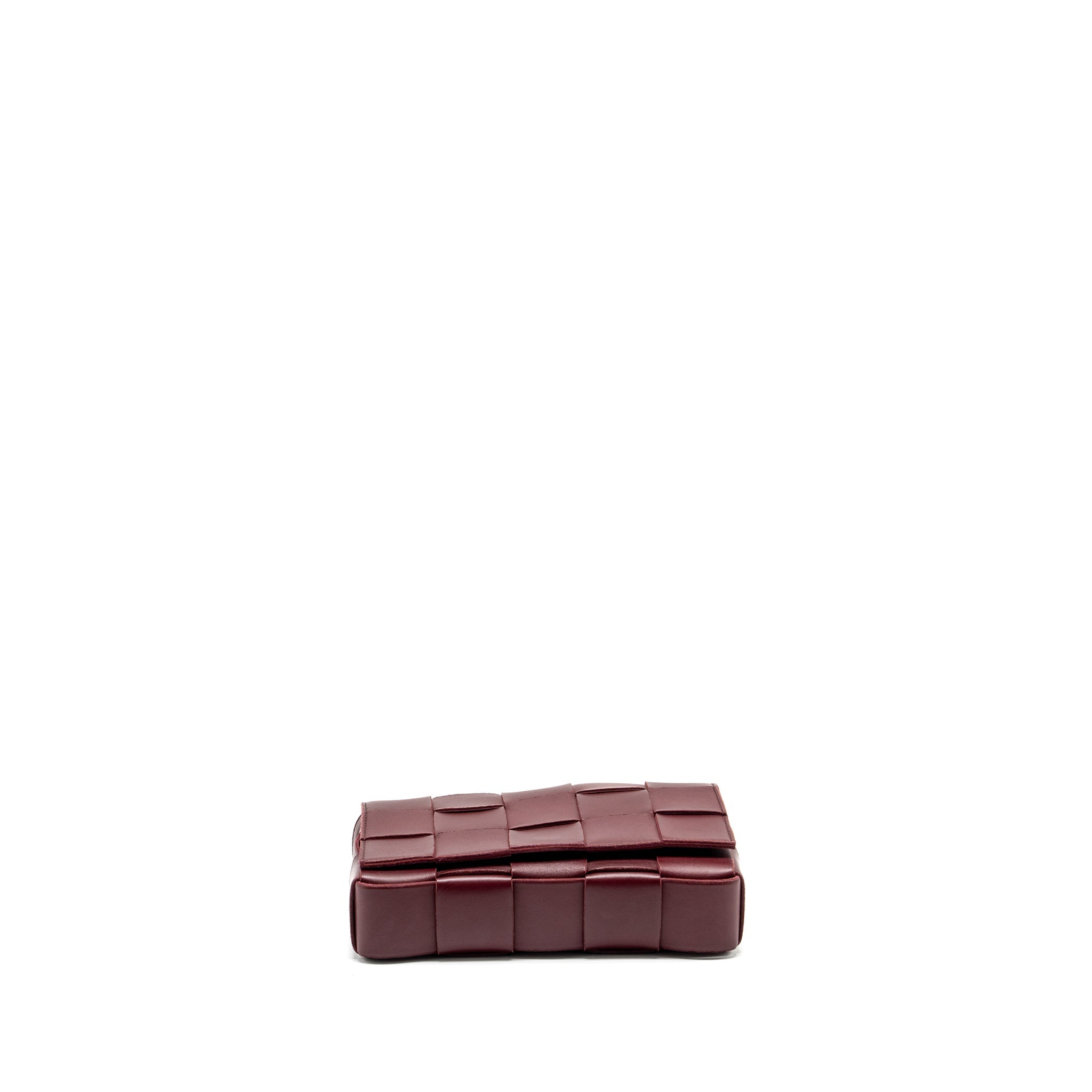 bottega-veneta-classic-cassette-bag-lambskin-burgundy-ghw