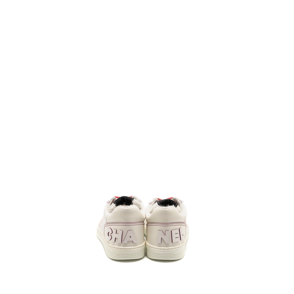 chanel-size-38-logo-sneakers-calfskin-white-pink