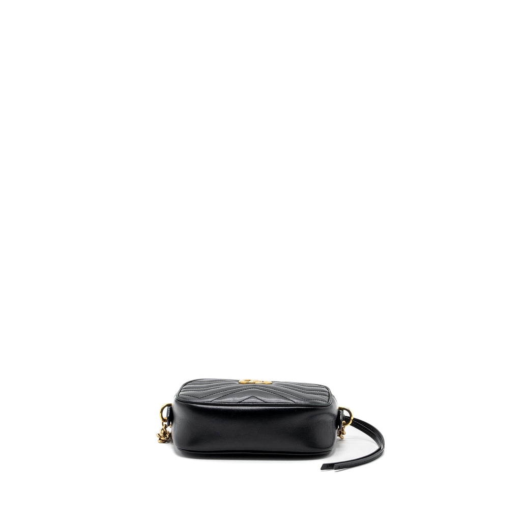 gucci-gg-marmont-camera-bag-black-ghw-1