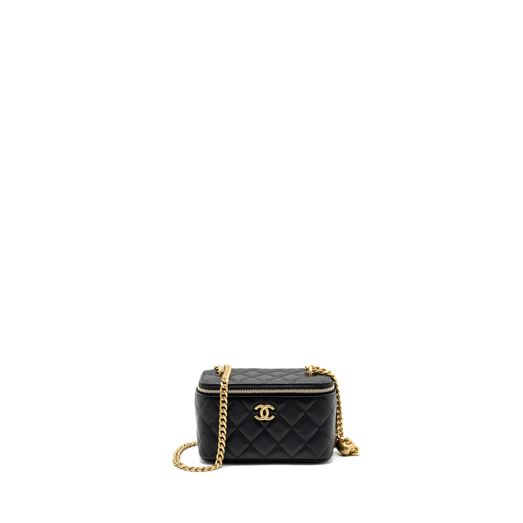 chanel-coco-love-long-vanity-with-adjustable-chain-caviar-black-ghwmicrochip