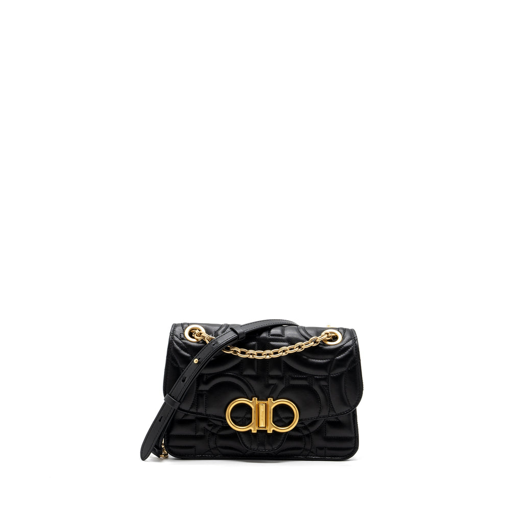 ferragamo-glancing-quilted-leather-shoulder-bag-calfskin-black-ghw