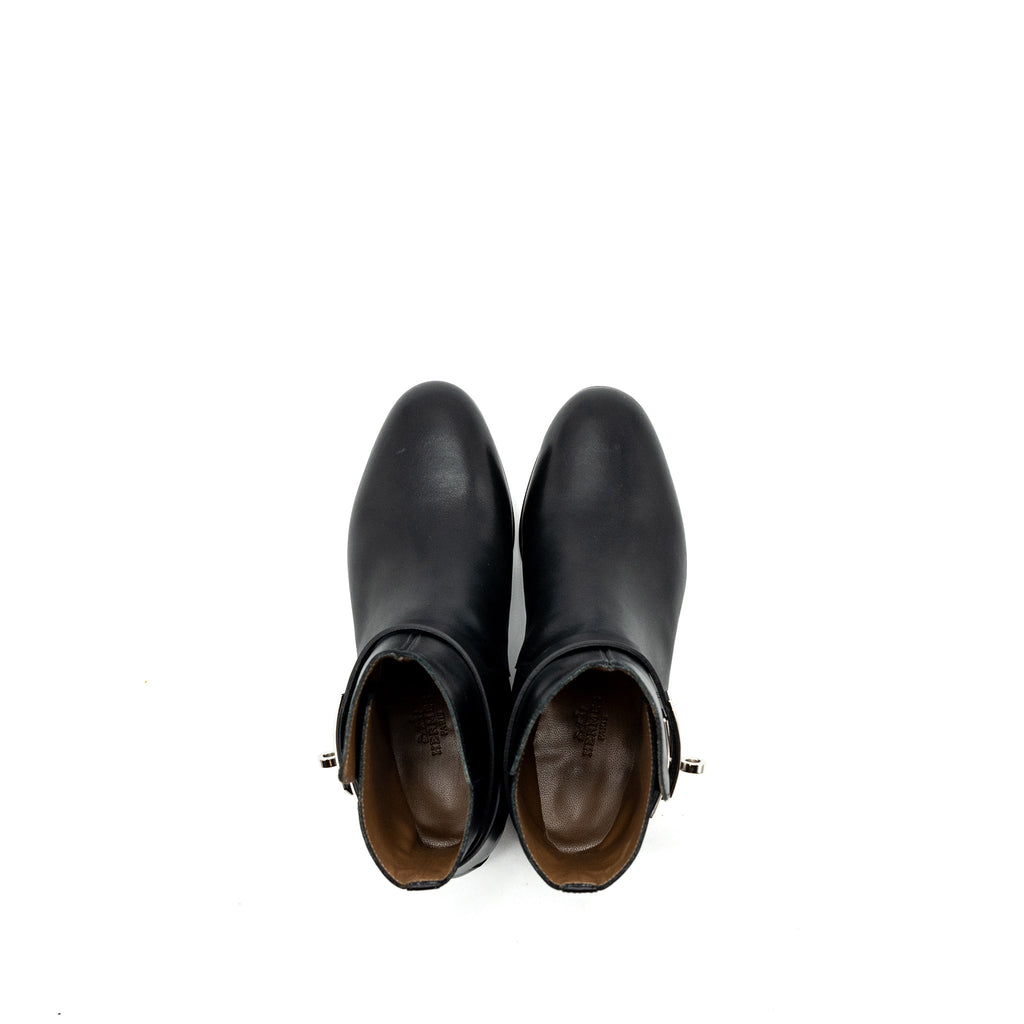 hermes-size-35-neo-ankle-boots-with-kelly-buckle-calfskin-black-shw-copy