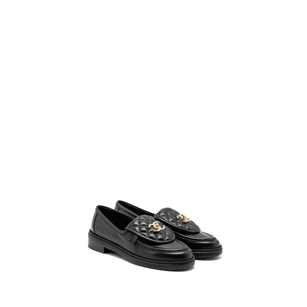 chanel-size-38-turnlock-loafer-quilted-leather-black-lghw-copy