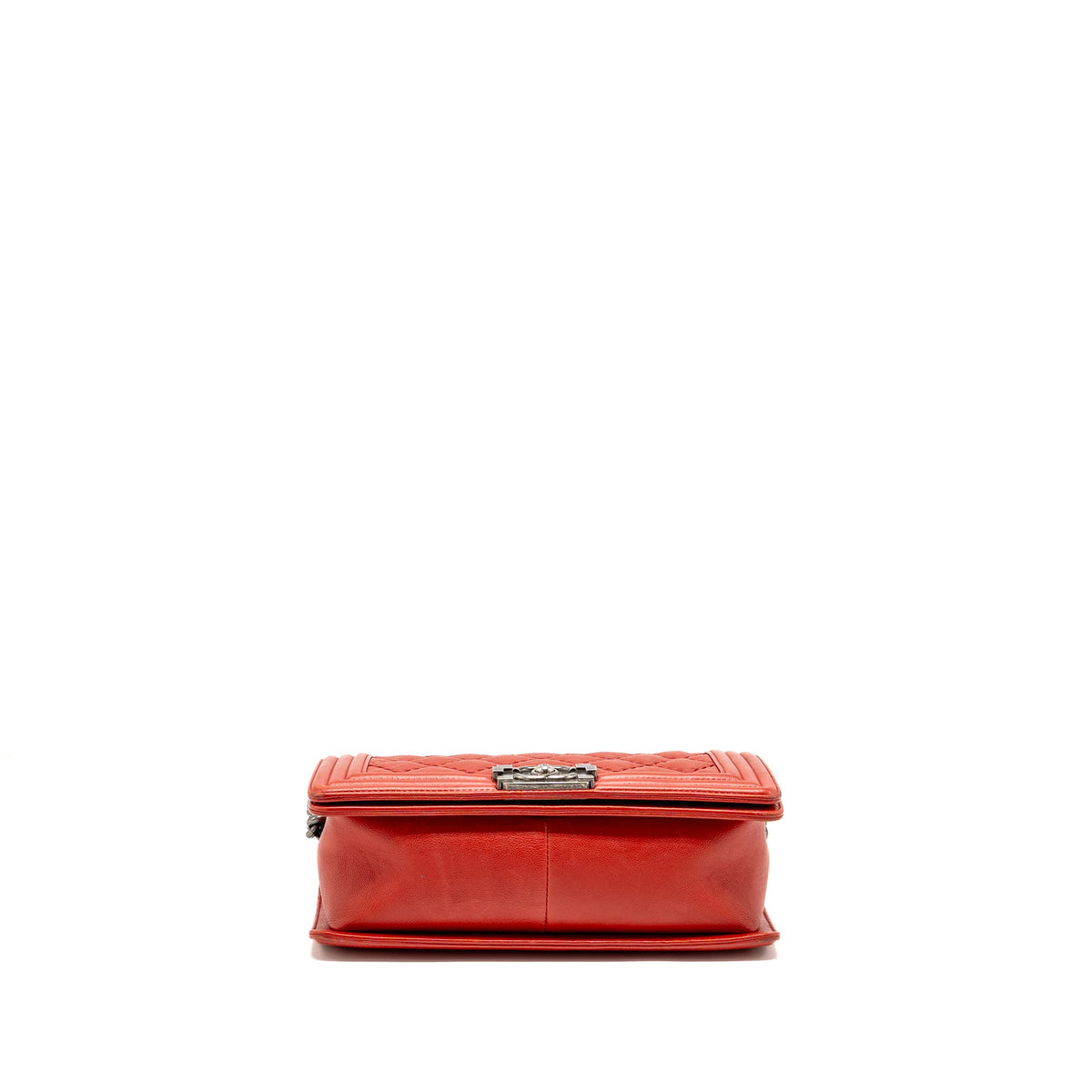 chanel-quilted-medium-boy-bag-calfskin-red-ruthenium-silver-hardware-copy