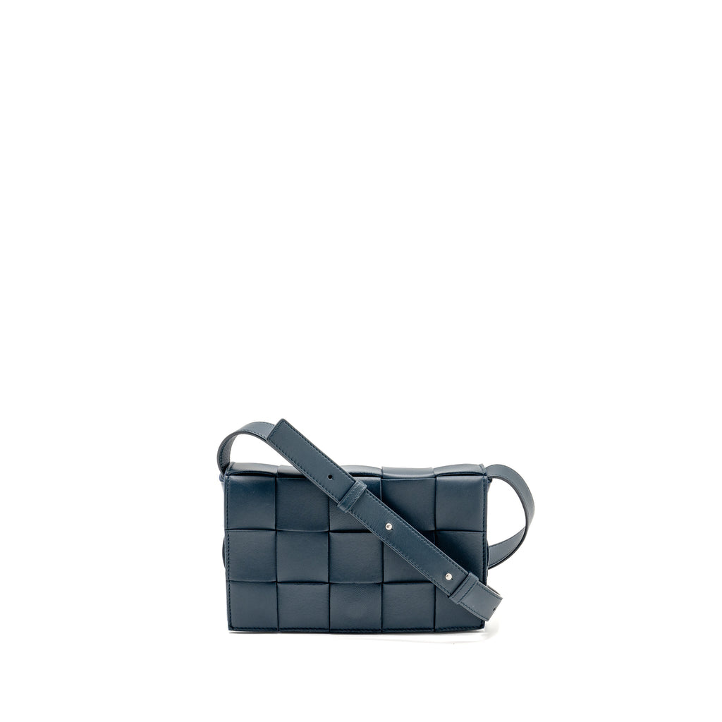 bottega-veneta-small-cassette-bag-lambskin-dark-blue-shw