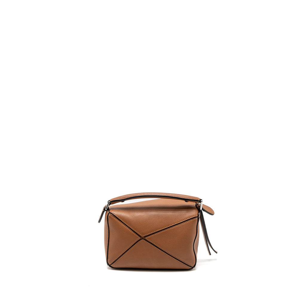 loewe-mini-puzzle-bag-calfskin-tan-shw-1