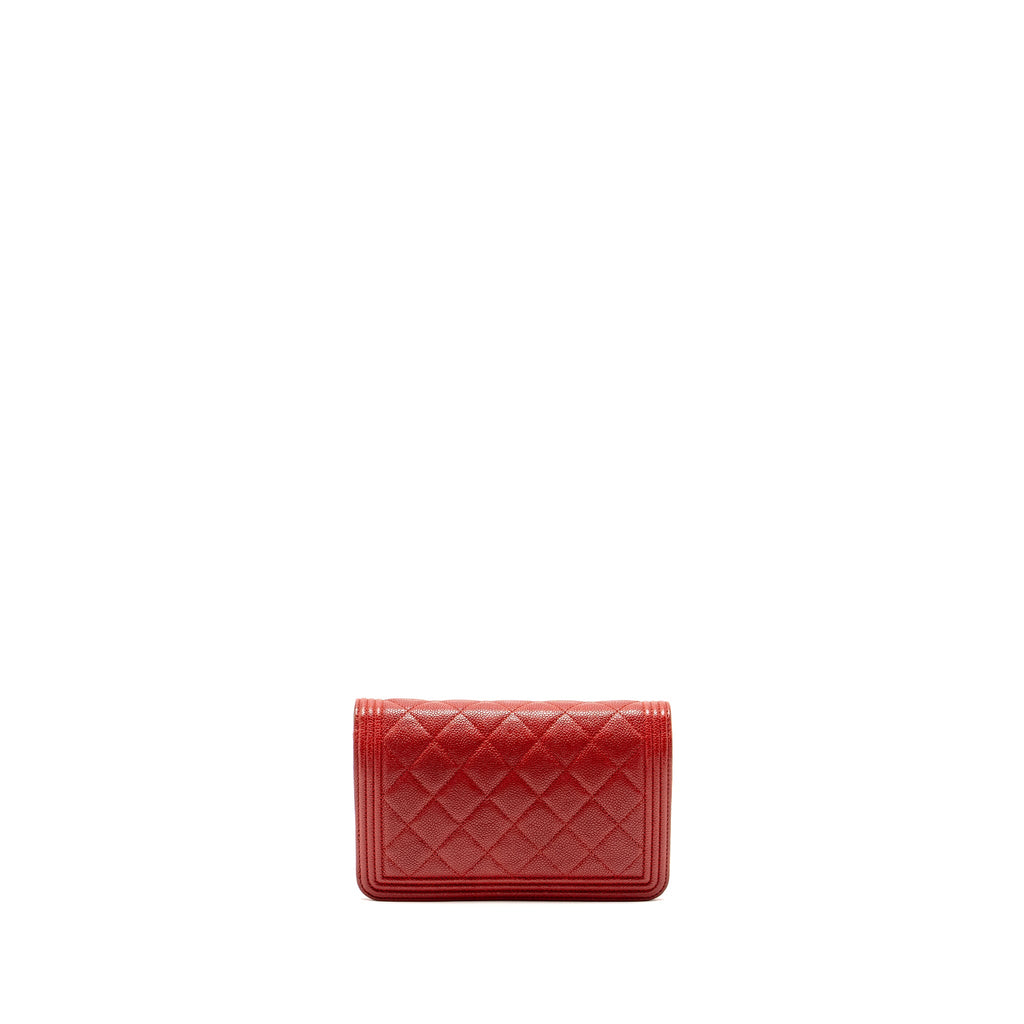 chanel-boy-wallet-on-chain-caviar-red-ruthenium-silver-hardware