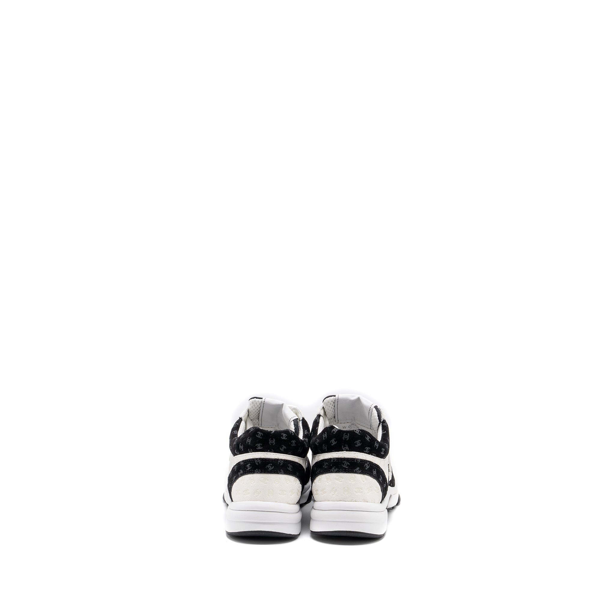 chanel-size-38-cc-logo-printed-trainer-sneaker-suede-black-white