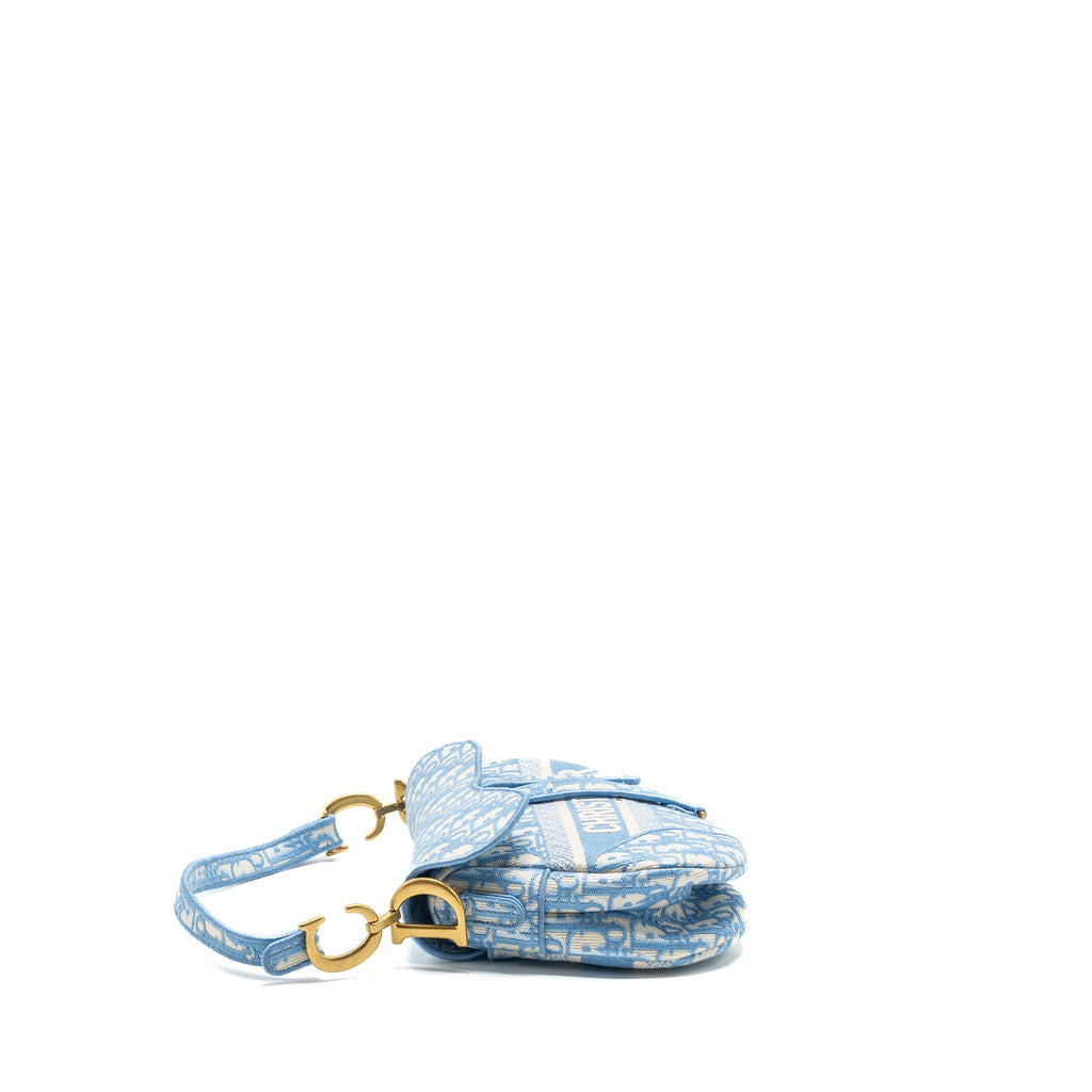 dior-medium-saddle-bag-oblique-embroidery-light-blue-ghw