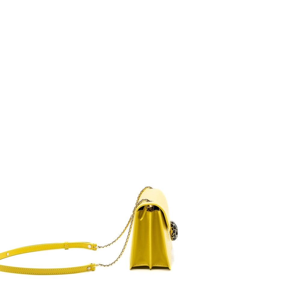 bvlgari-serpenti-forever-crossbody-bag-galuchat-daisy-topaz-calfskin-lghw