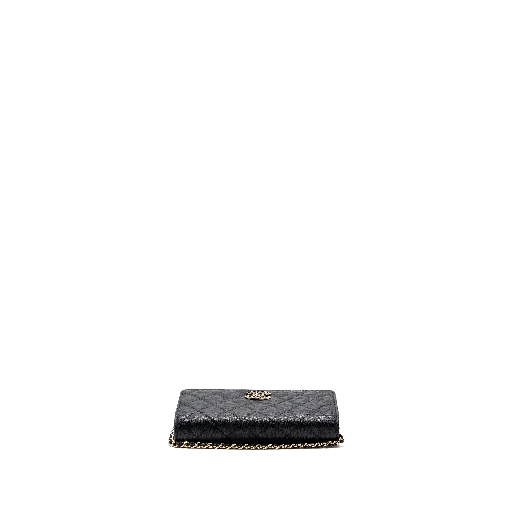 chanel-detailed-logo-wallet-on-chain-black-caviar-lghw-microchip