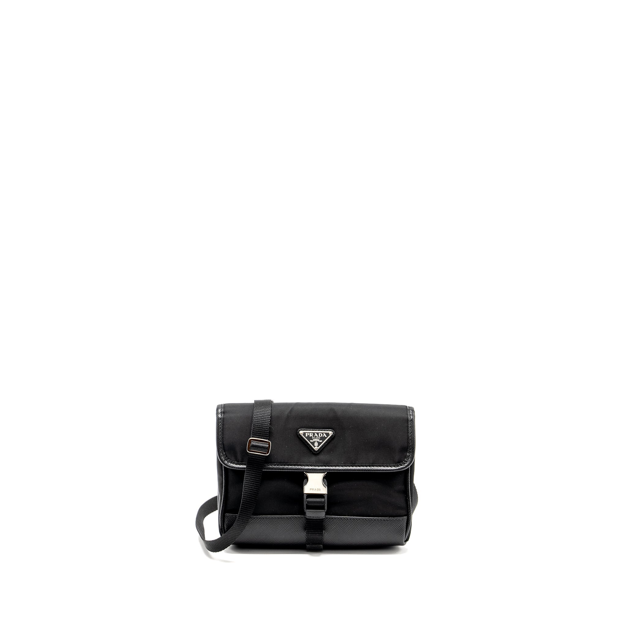 prada-smartphone-case-re-nylon-and-saffiano-leather-black-shw