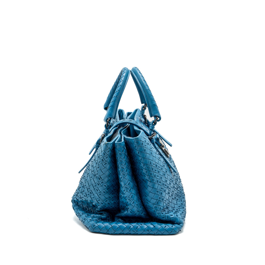 bottega-veneta-large-tote-bag-nappa-leather-blue-ruthenium-hardware