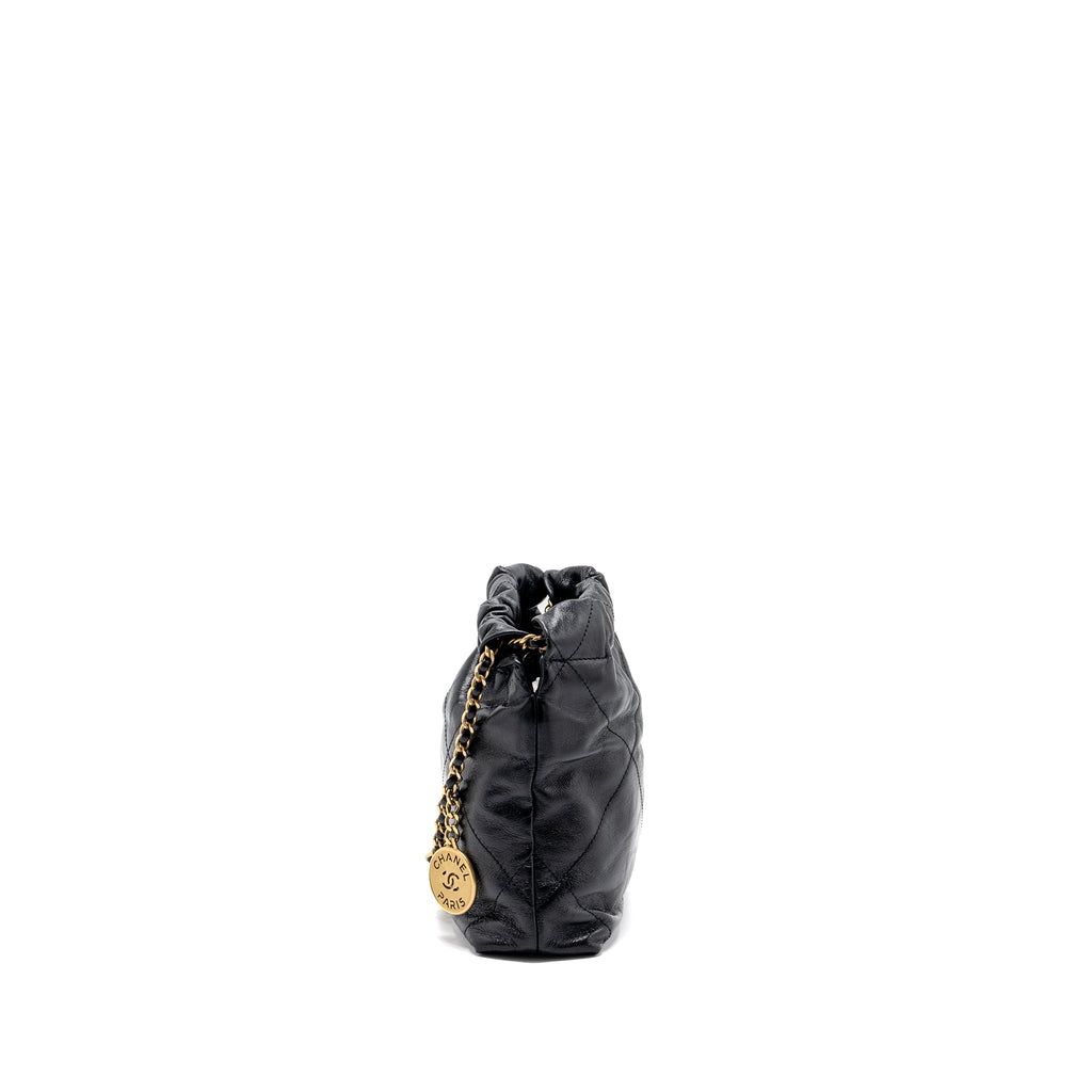 chanel-23s-mini-22-bag-with-pearl-shiny-calfskin-ghwmicrochip