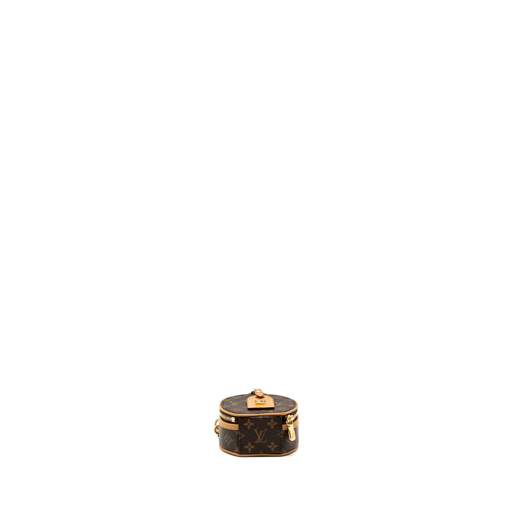 louis-vuitton-boite-chapeau-mini-chain-bag-monogram-canvas-ghw