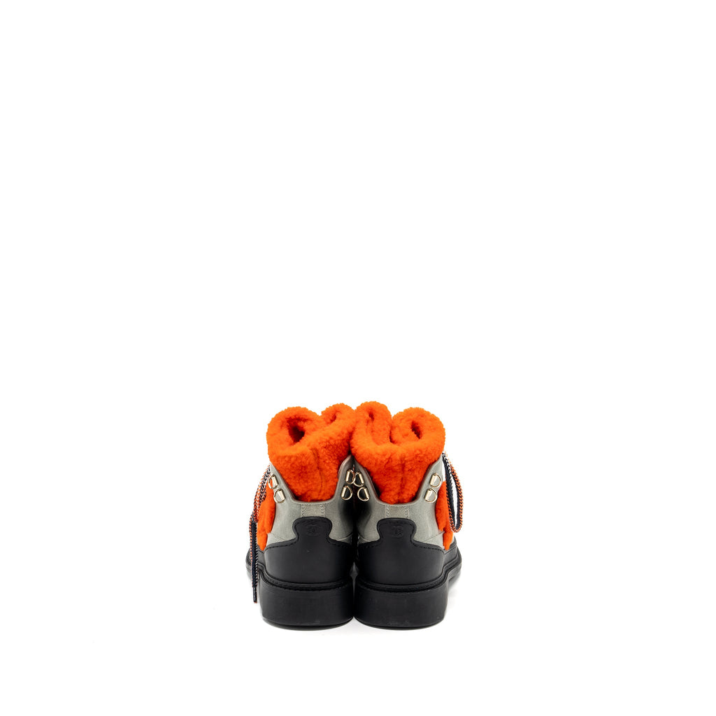 chanel-size-37-lace-up-boots-suede-leather-shearing-grey-orange