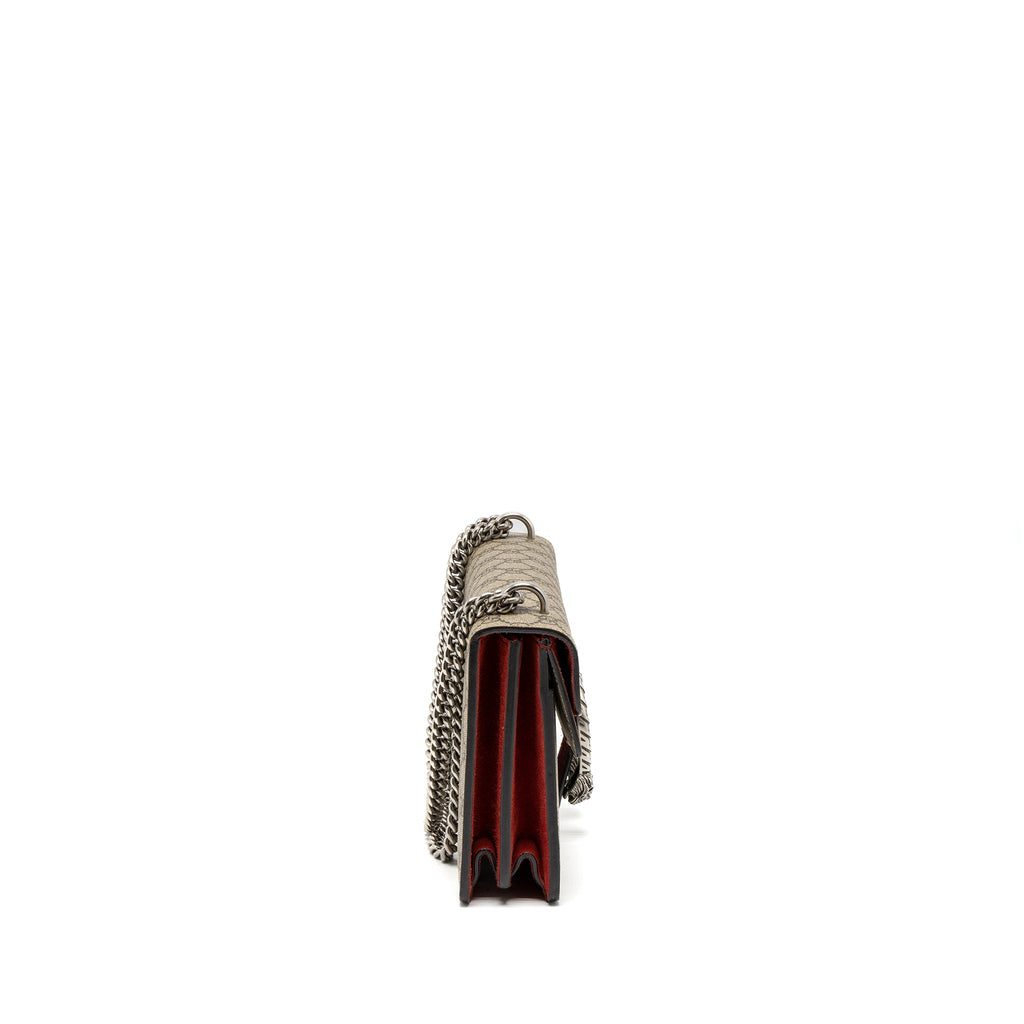 gucci-dionysus-shoulder-bag-gg-supreme-canvas-shw-2