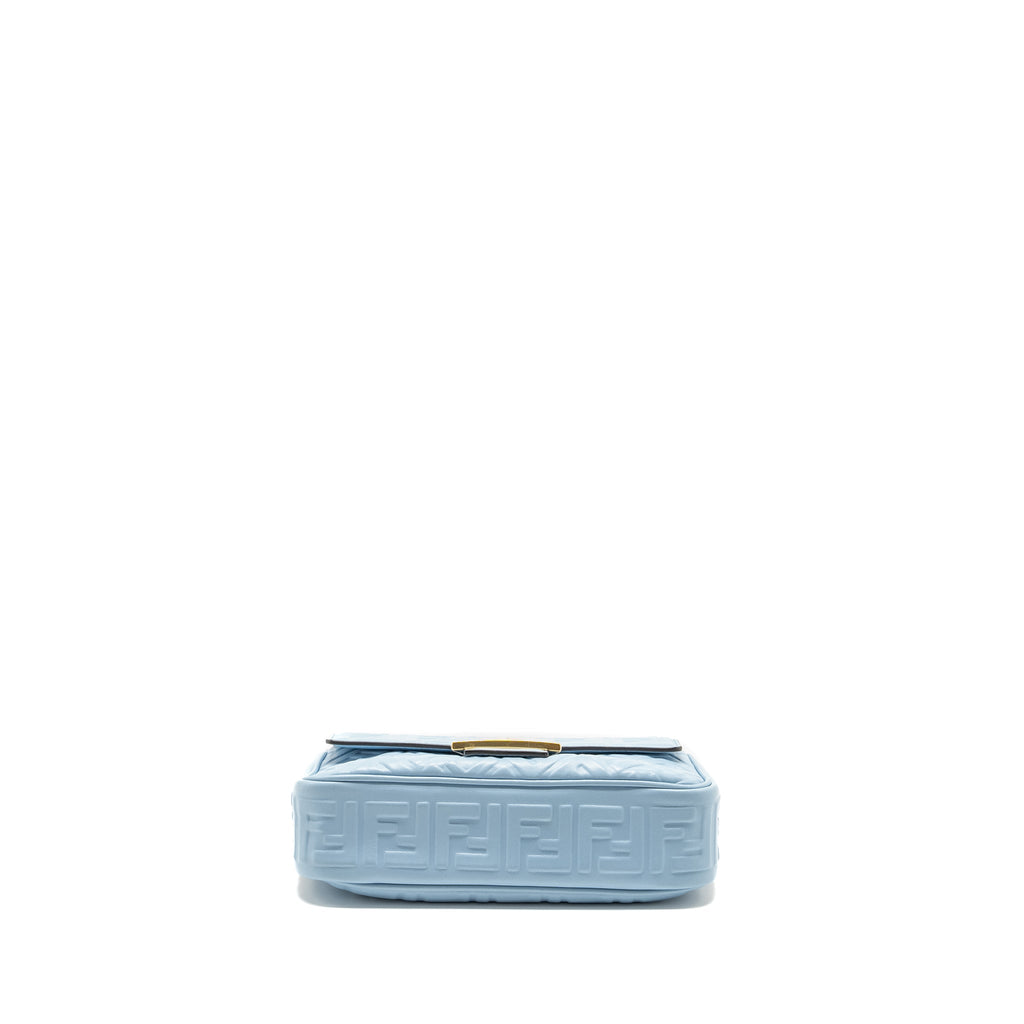 fendi-baguette-chain-midi-nappa-leather-light-blue-ghw