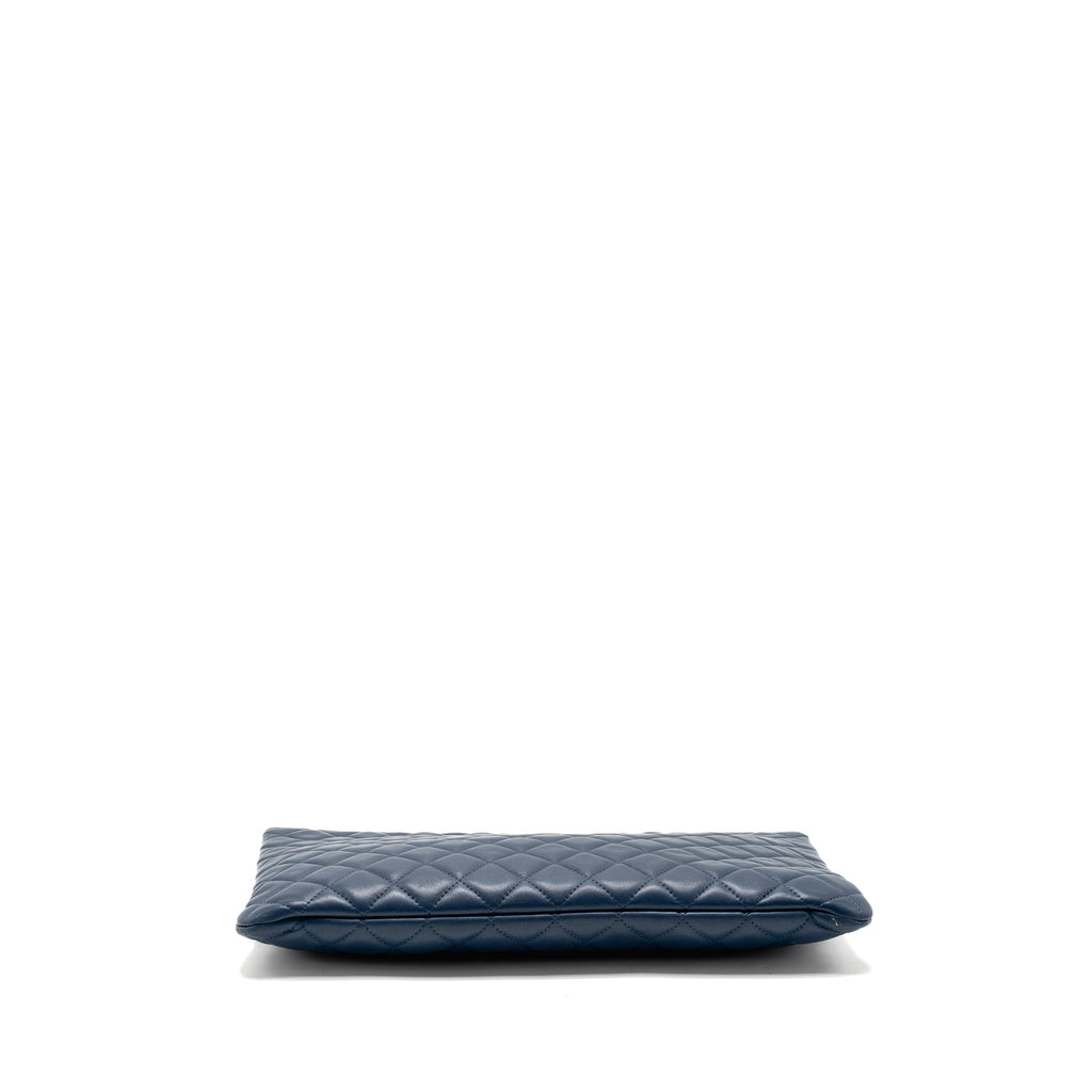 chanel-classic-quilted-large-clutch-bag-lambskin-navy-shw