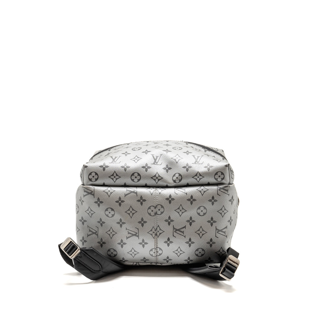 louis-vuitton-baokpack-apollo-monogram-canvas-silver-black-shw