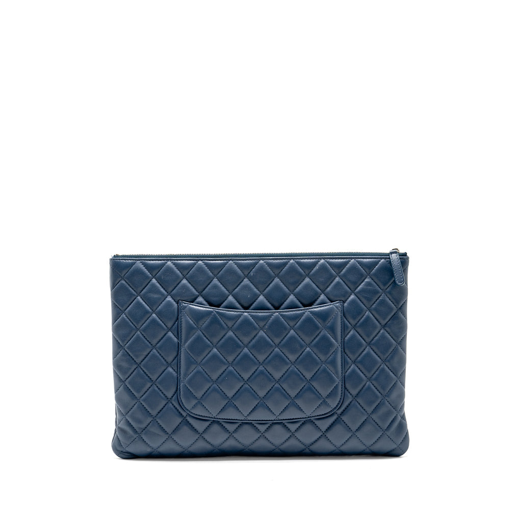 chanel-classic-quilted-large-clutch-bag-lambskin-navy-shw