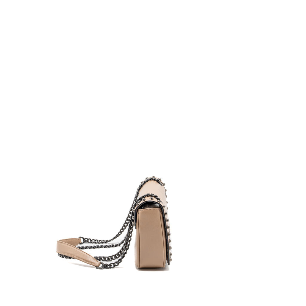 prada-pattina-glace-studded-bag-calfskin-beige-black-hardware