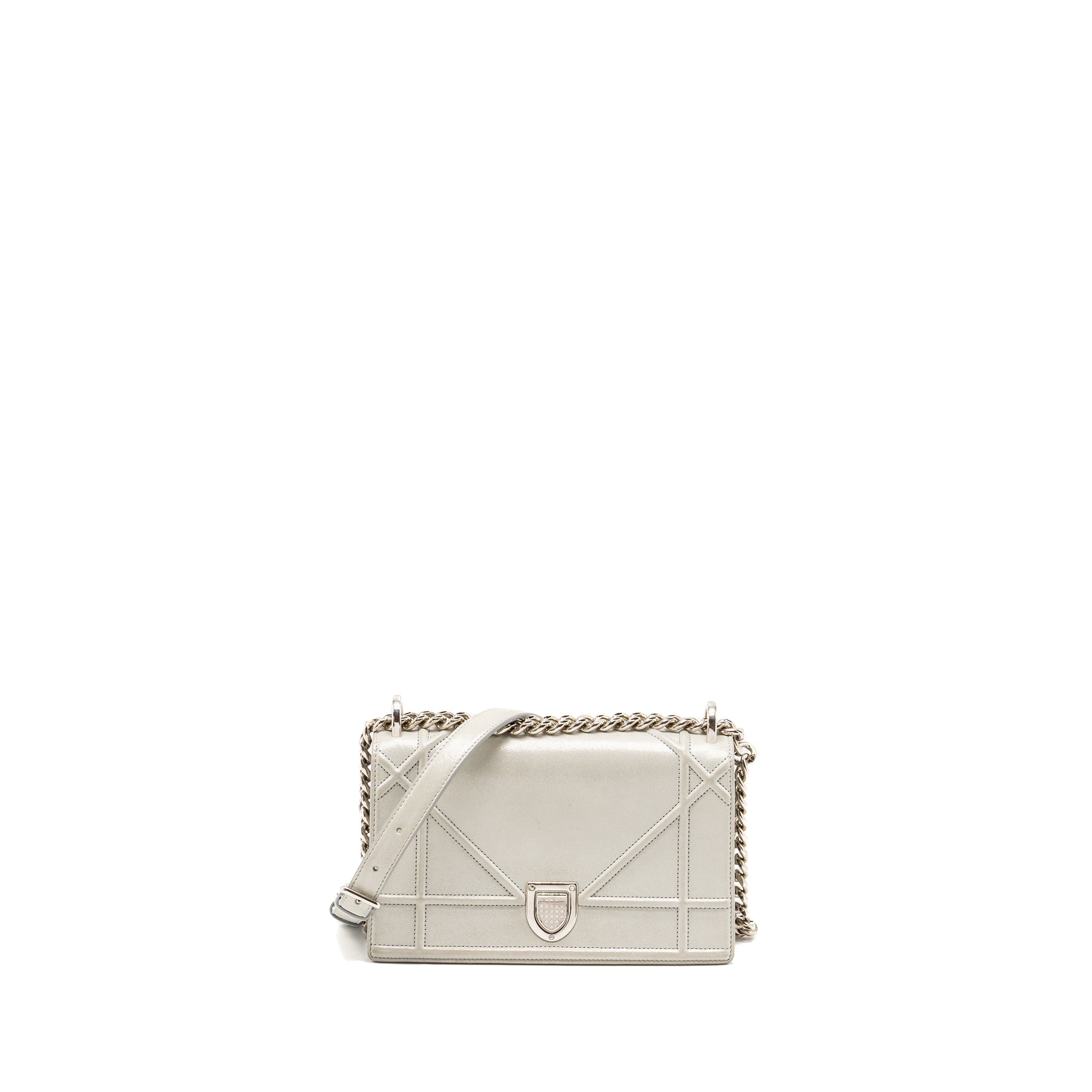 dior-small-diorama-leather-iridescent-perle-grey-shw