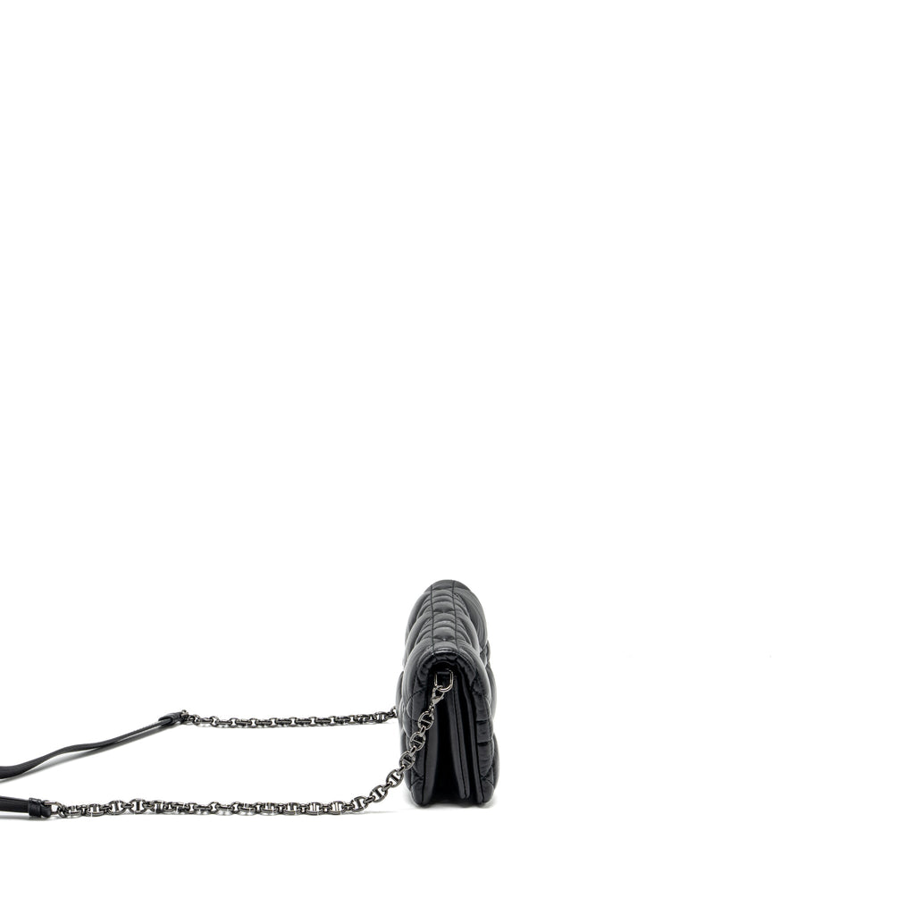 dior-caro-pouch-with-chain-lambskin-black-with-black-hardware