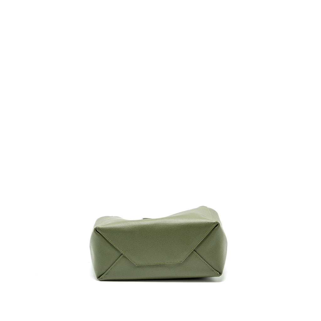 celine-vertical-cabas-tote-bag-grained-calfskin-green-ghw