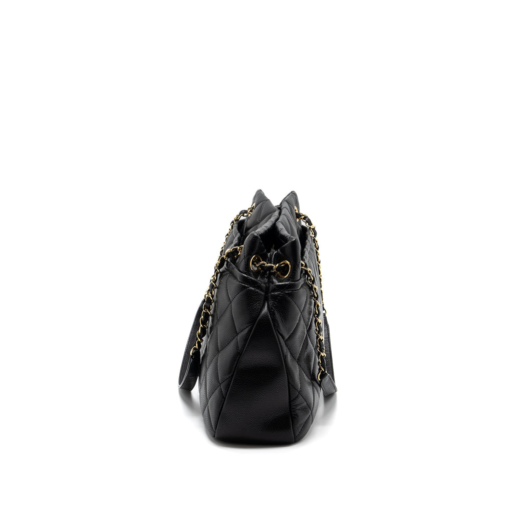 chanel-matelasse-chain-tote-bag-caviar-black-ghw-2