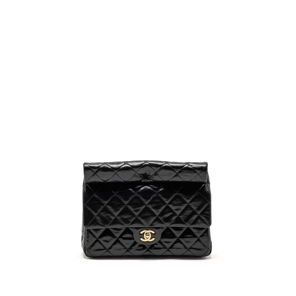 chanel-23a-quilted-flap-clutch-calfskin-black-lghw-microchip-copy-1