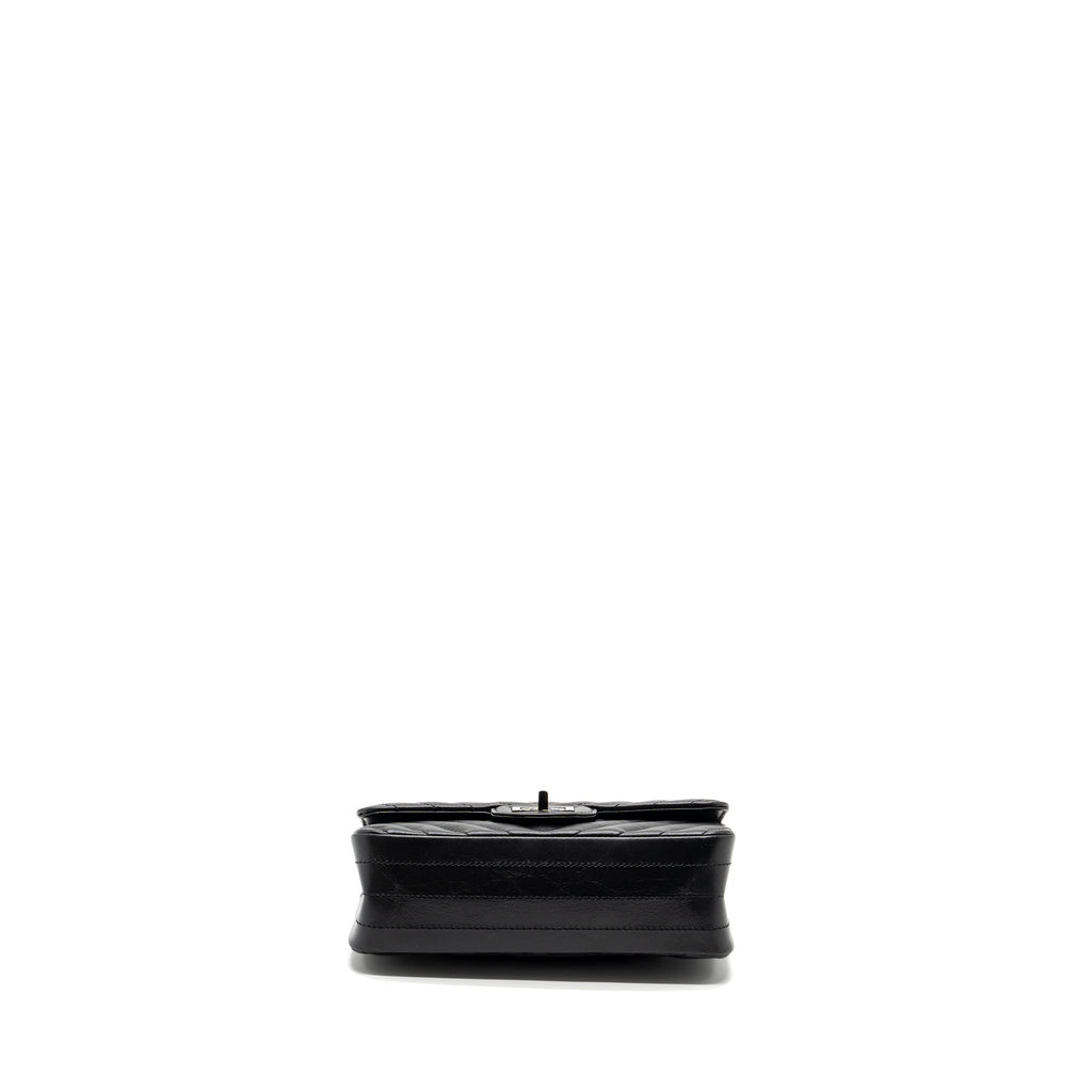 chanel-mini-2-55-reissue-chevron-calfskin-so-black-1