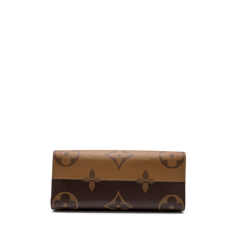 louis-vuitton-onthego-mm-monogram-canvas-ghw-1