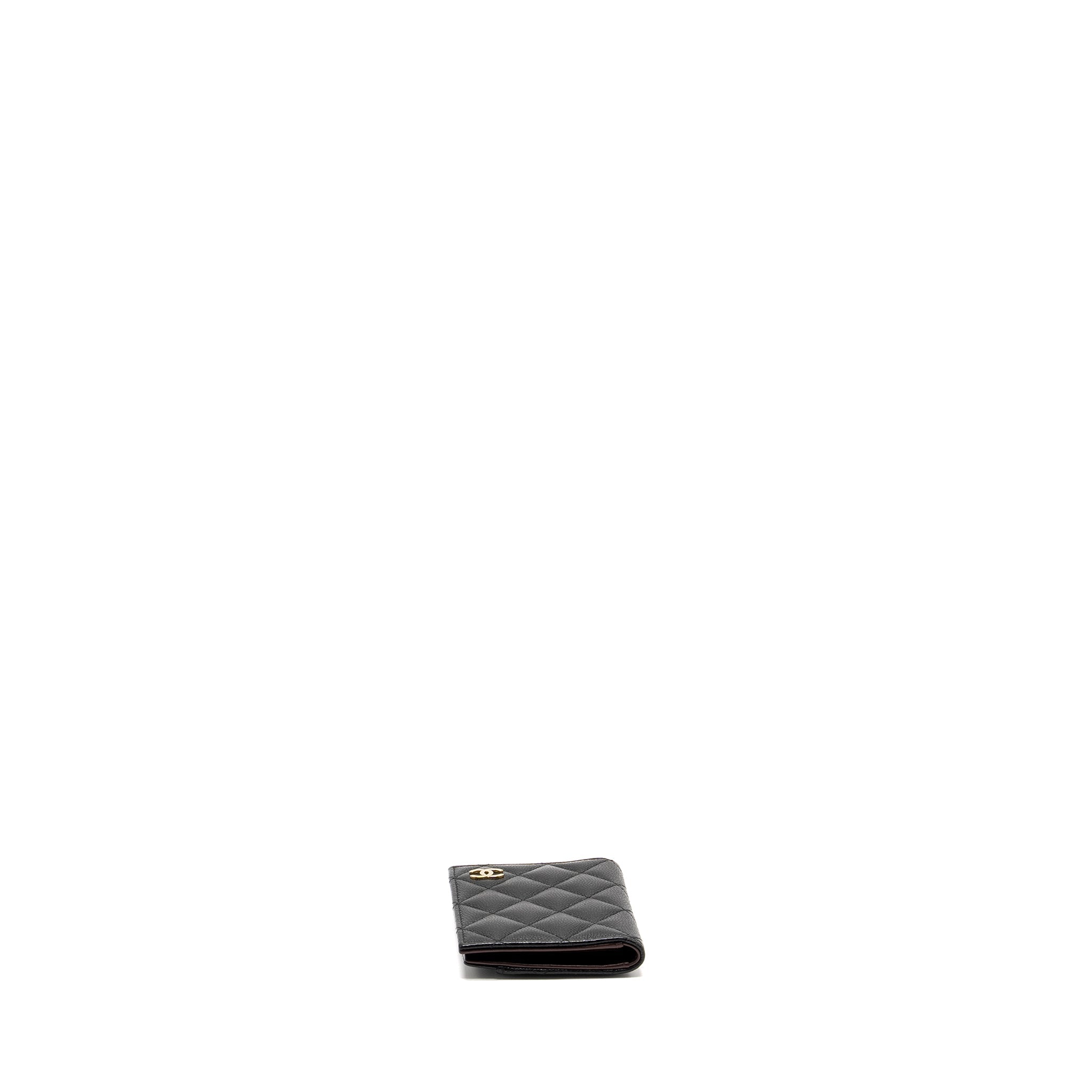 chanel-compact-card-holder-caviar-black-lghw