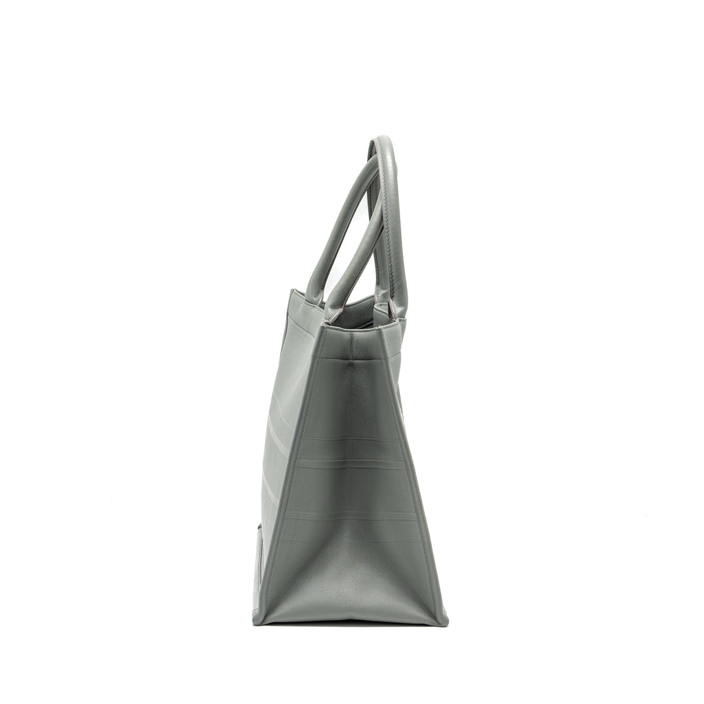 dior-medium-booktote-calfskin-grey-copy