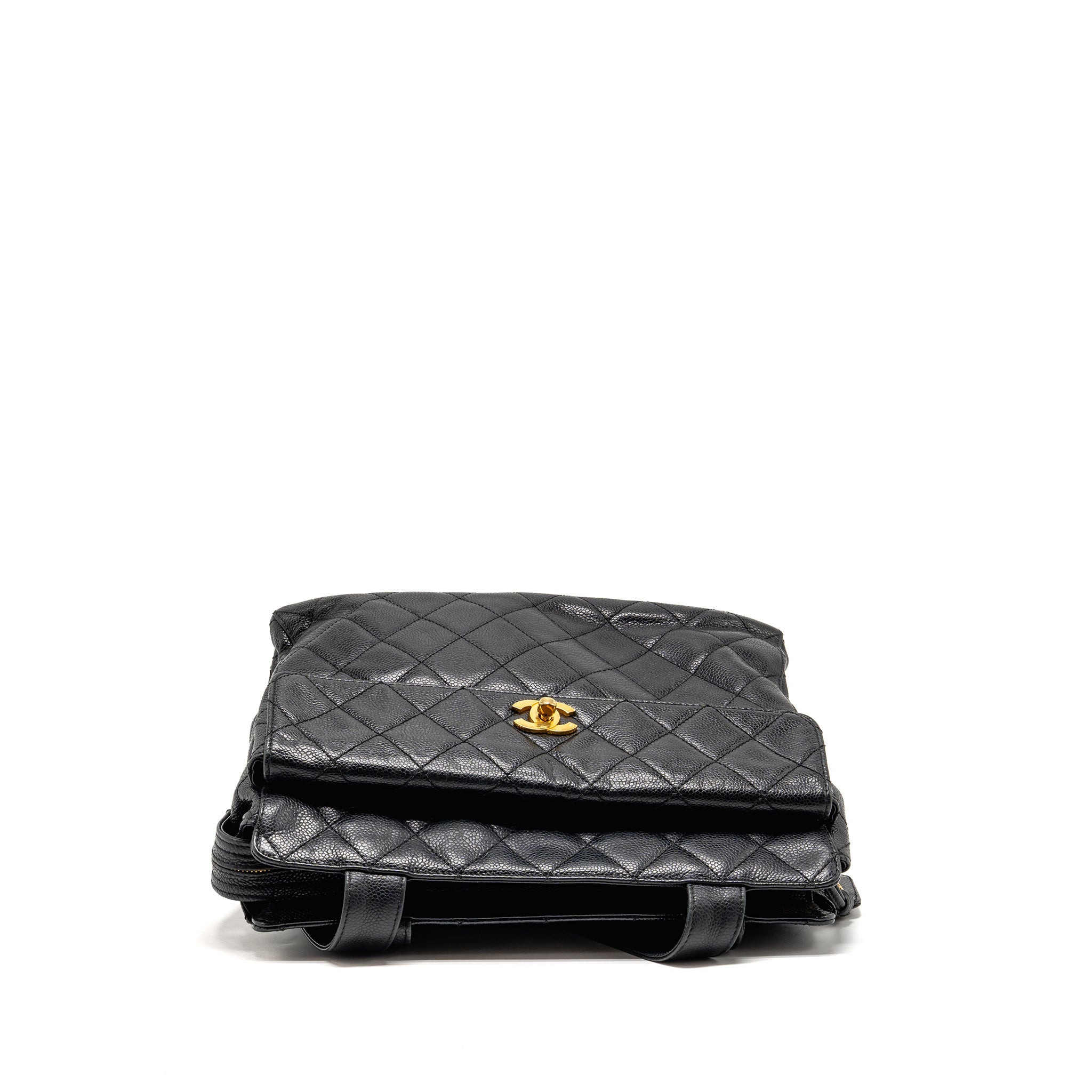 chanel-quiltede-zip-shoulder-bag-caviar-black-ghw