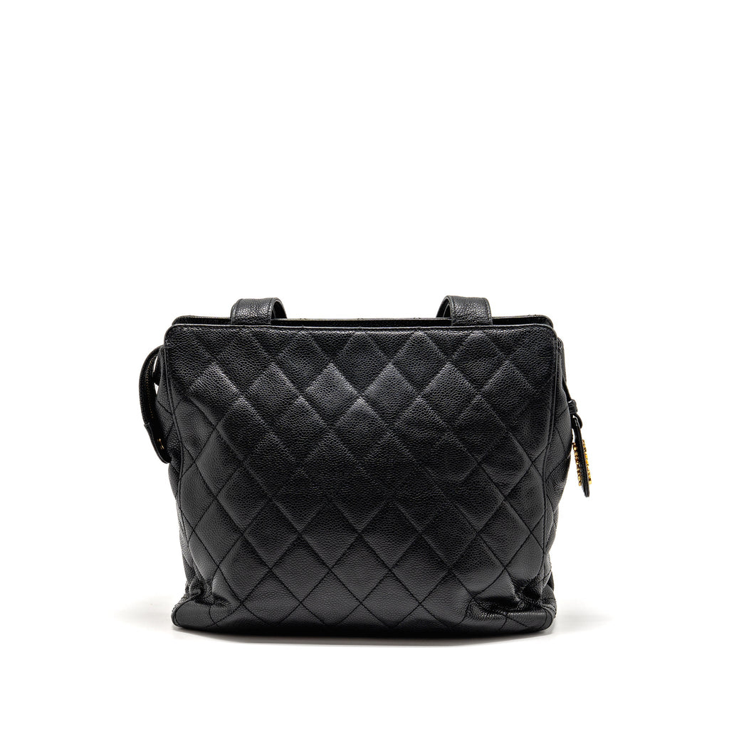 chanel-quiltede-zip-shoulder-bag-caviar-black-ghw