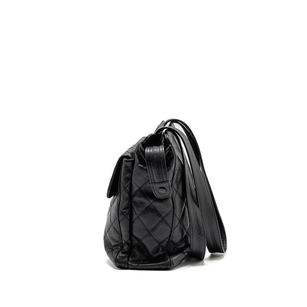 chanel-quiltede-zip-shoulder-bag-caviar-black-ghw