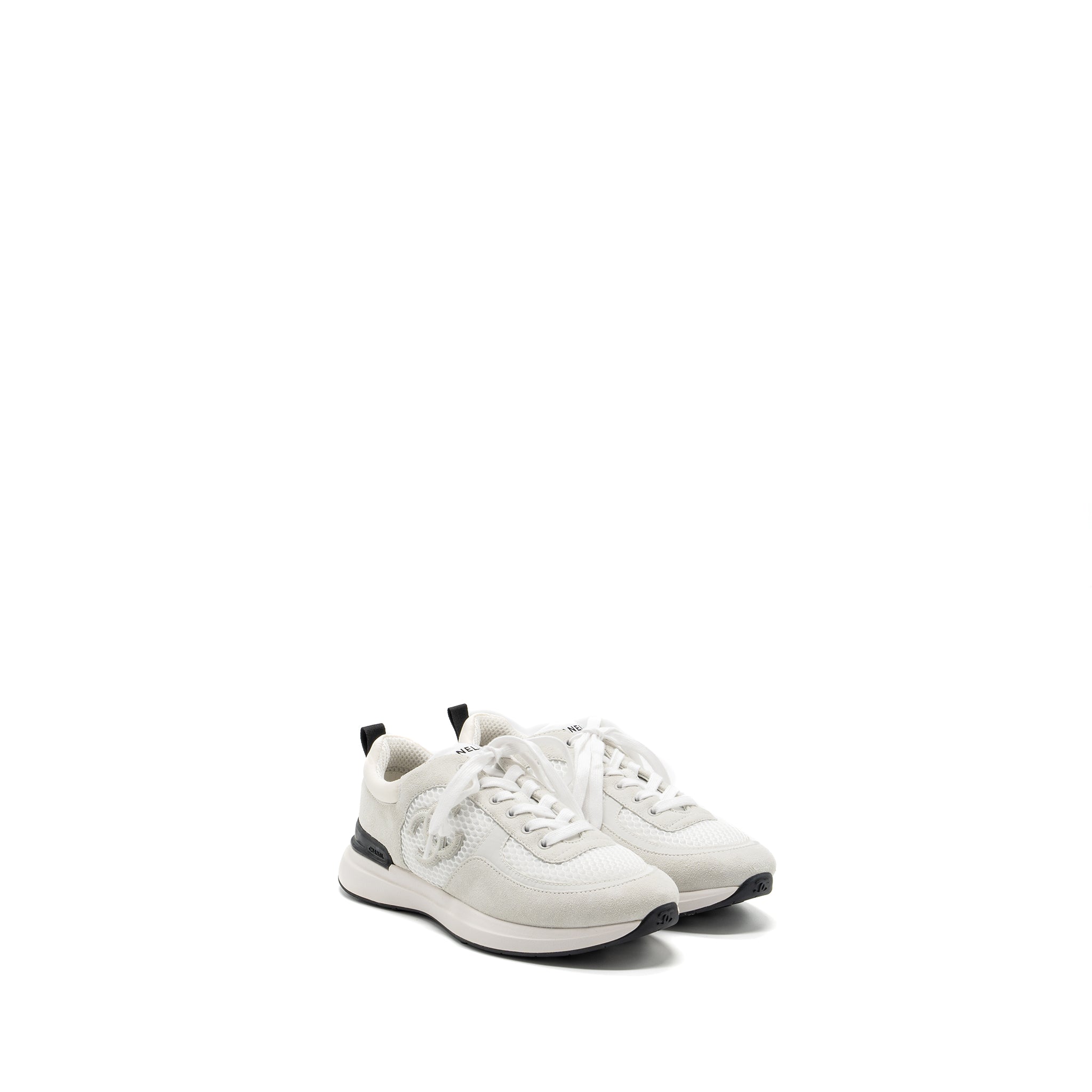 chanel-size-39-cc-logo-sneakers-white