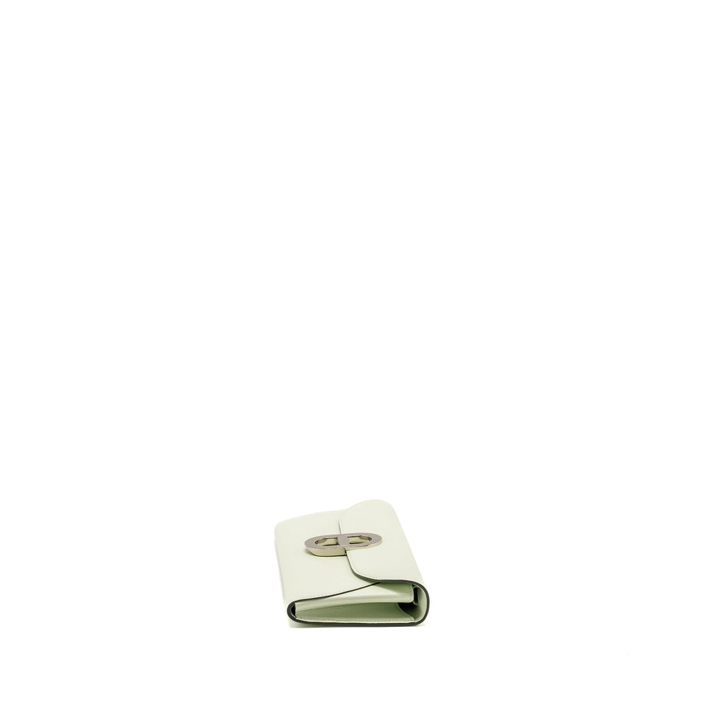 hermes-chaine-d-ancre-to-go-wallet-epsom-vert-fizz-shw-stamp-b-copy-1